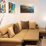 Апартаменты Luxury Flat 8 Near Metro