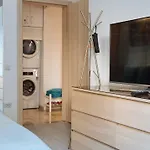Apartamento Luxury Flat 8 Near Metro Bucarest
