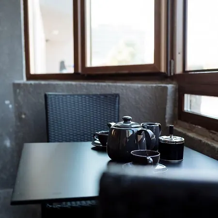 Luxury Flat 8 Near Metro Bukareszt