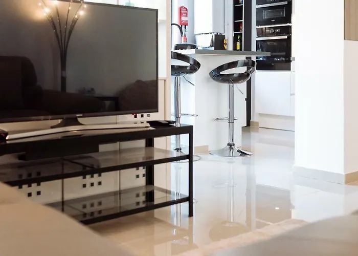 Apartament Luxury Flat 8 Near Metro Bucureşti