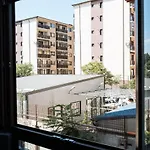 Apartment Luxury Flat 8 Near Metro Bukarest