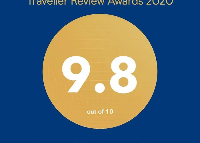 Luxury Flat 8 Near Metro Апартаменты